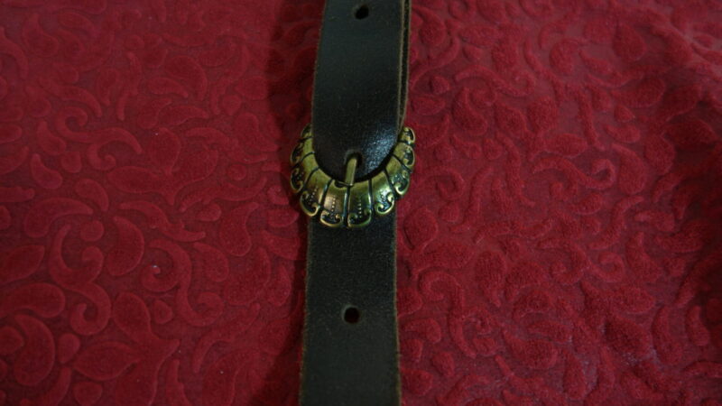 ⁦תיק מסנג'ר מעור בצבע אדום בגודל בינוני⁩ – תמונה ⁦4⁩