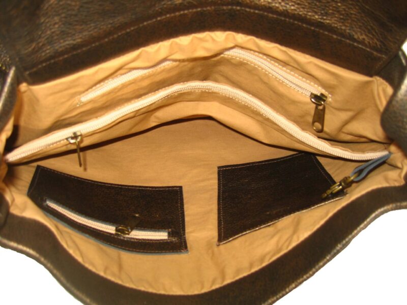 בטנה תיק עור