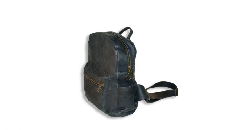 תיק גב גדול מעור - עם רצועה אחת