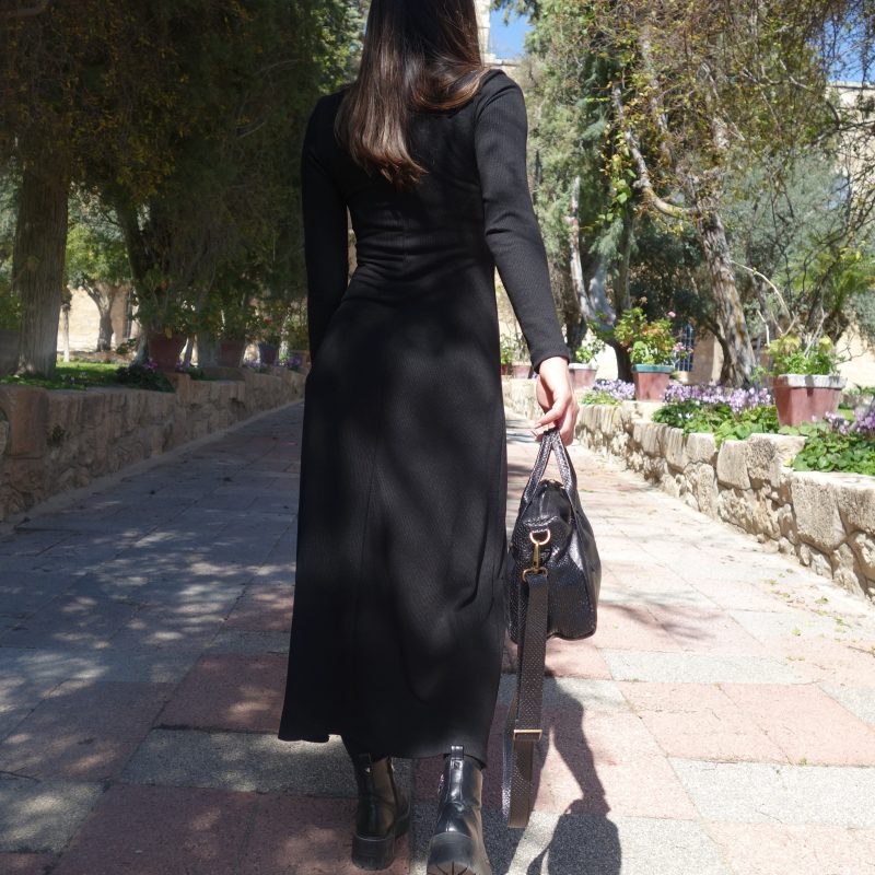 תיק עור קטן – "הנד בג" שחור מבריק