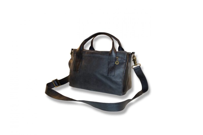 תיק עור קטן "הנד בג" שחור מט