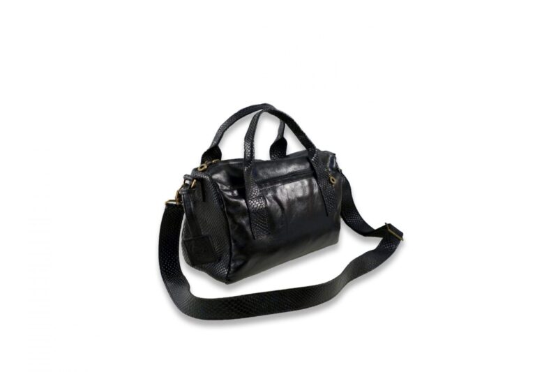 תיק עור קטן - "הנד בג" שחור מבריק