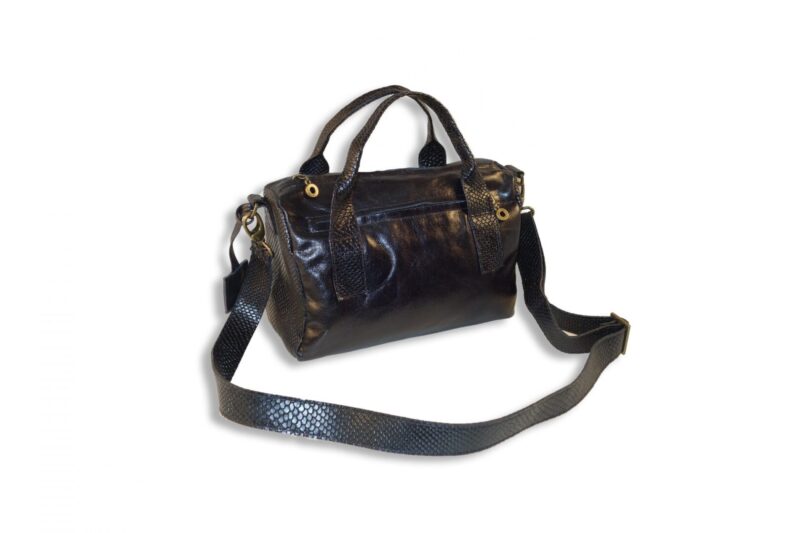 תיק עור קטן – "הנד בג" שחור מבריק