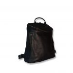 תיק גב מעור עם רוכסן מעוגל ,עור נאפה בצבע שחור בברק מט