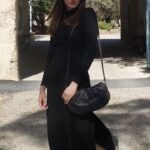 תיק צד מעור עם קפלים לערב – בצבע שחור בברק לורקס