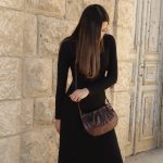 תיק צד מעור עם קפלים לערב - בטקסטורת נחש