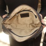 פאוץ' מעור לנשים - חלוקה פנימית