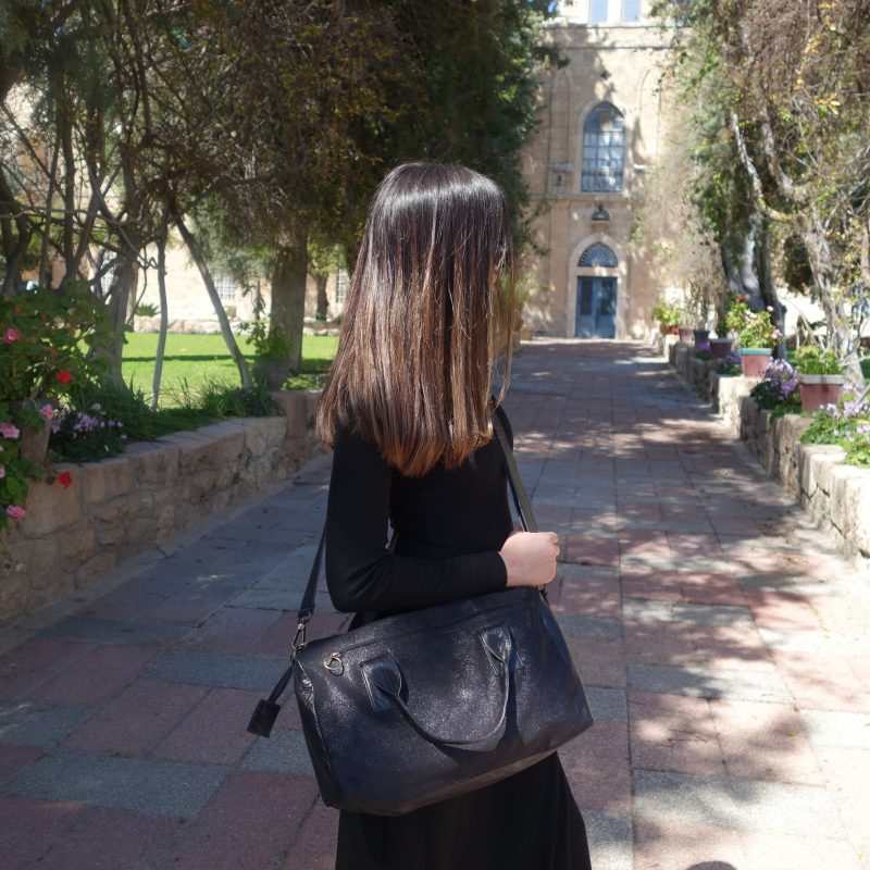 תיק עור גדול – "הנד בג" – בברק לורקס