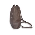 תיק גב מעור למחשב נייד בצבע אפור